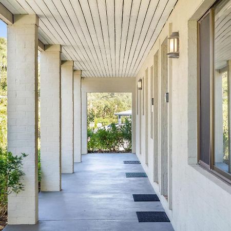 Sandals At The Bay Downstairs Hyams Beach Apartment Exterior photo